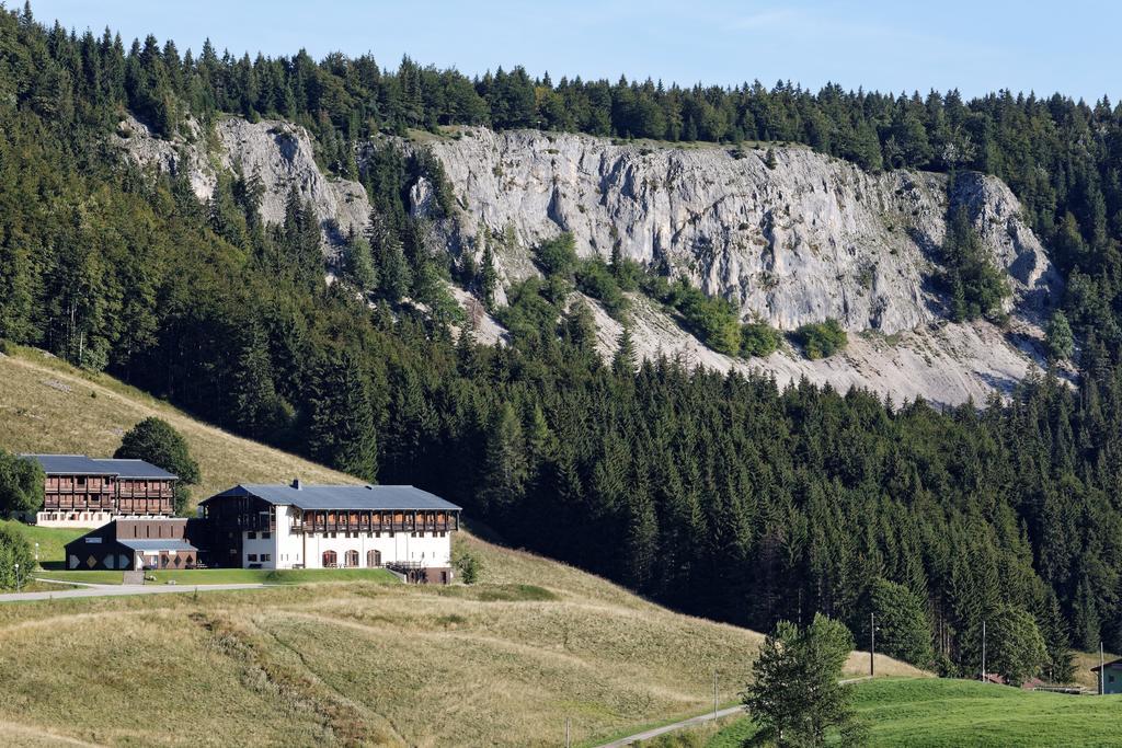 Hotel Club Le Risoux Bois-dʼAmont エクステリア 写真
