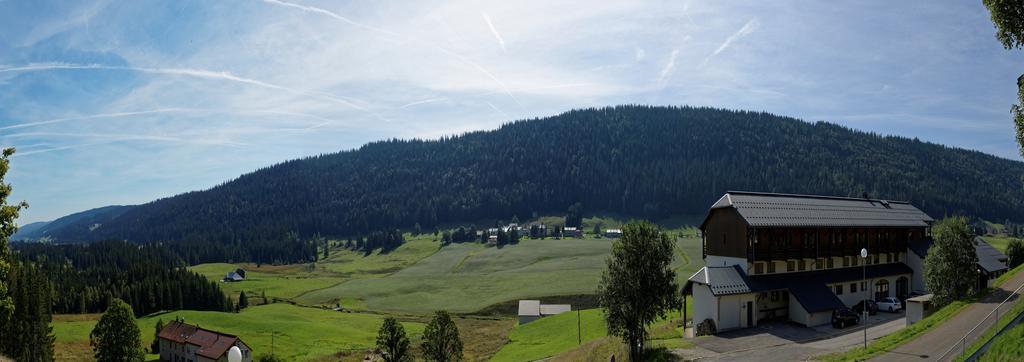 Hotel Club Le Risoux Bois-dʼAmont エクステリア 写真