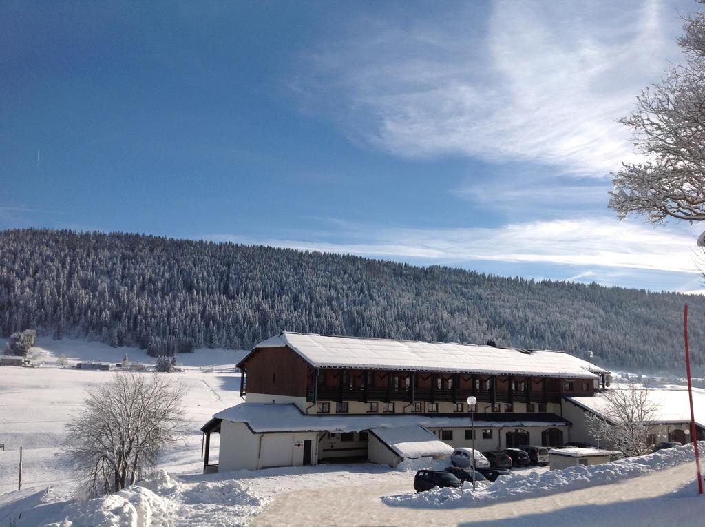 Hotel Club Le Risoux Bois-dʼAmont エクステリア 写真
