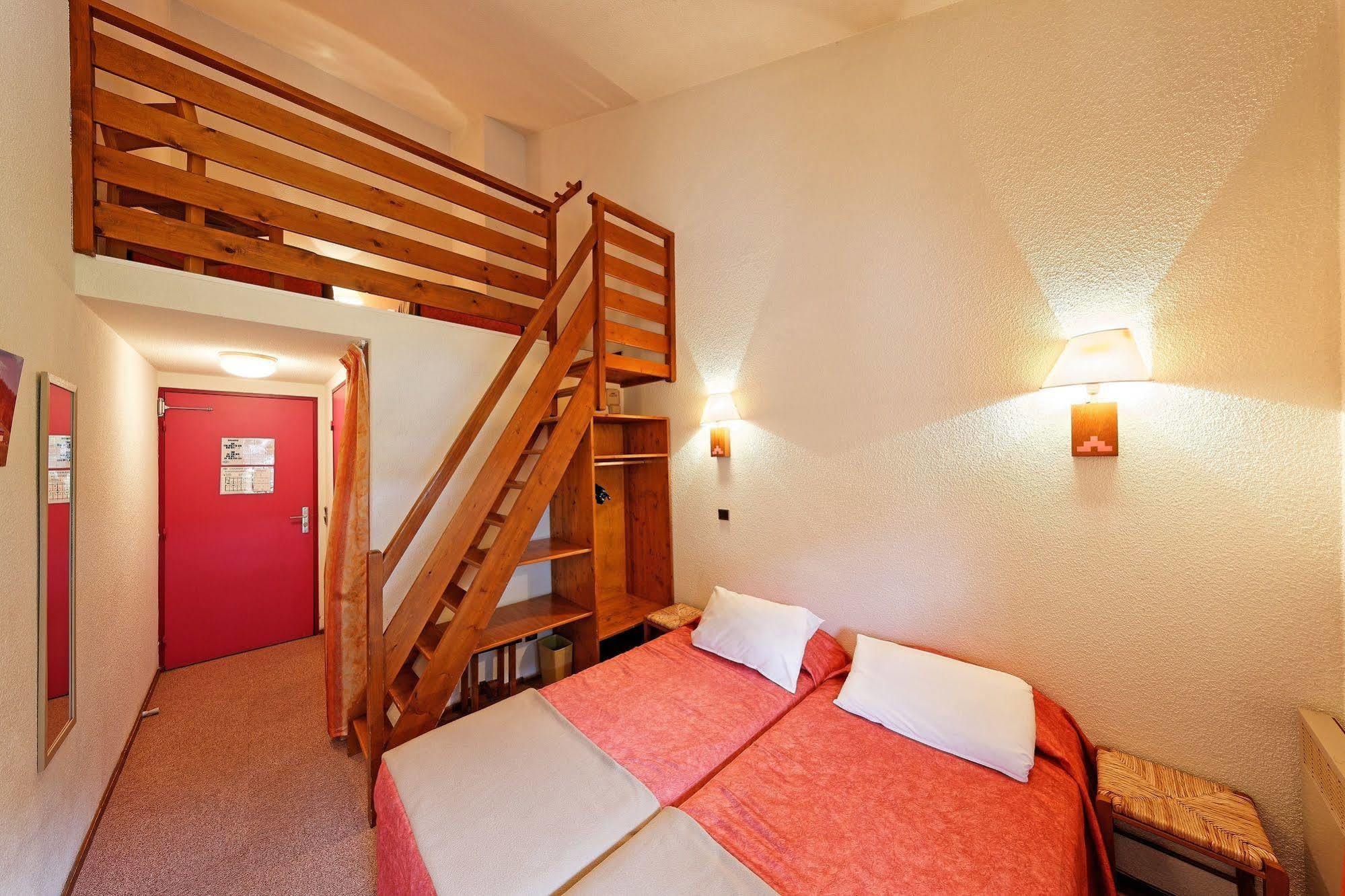Hotel Club Le Risoux Bois-dʼAmont エクステリア 写真